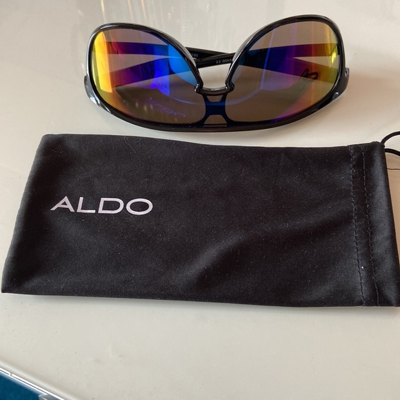 2for $20: Fashionable oversized sunglasses - Picture 10 of 11